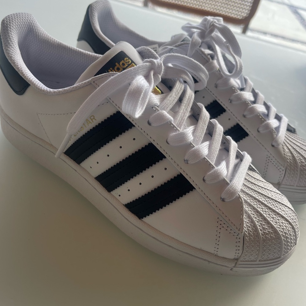 Adidas superstar